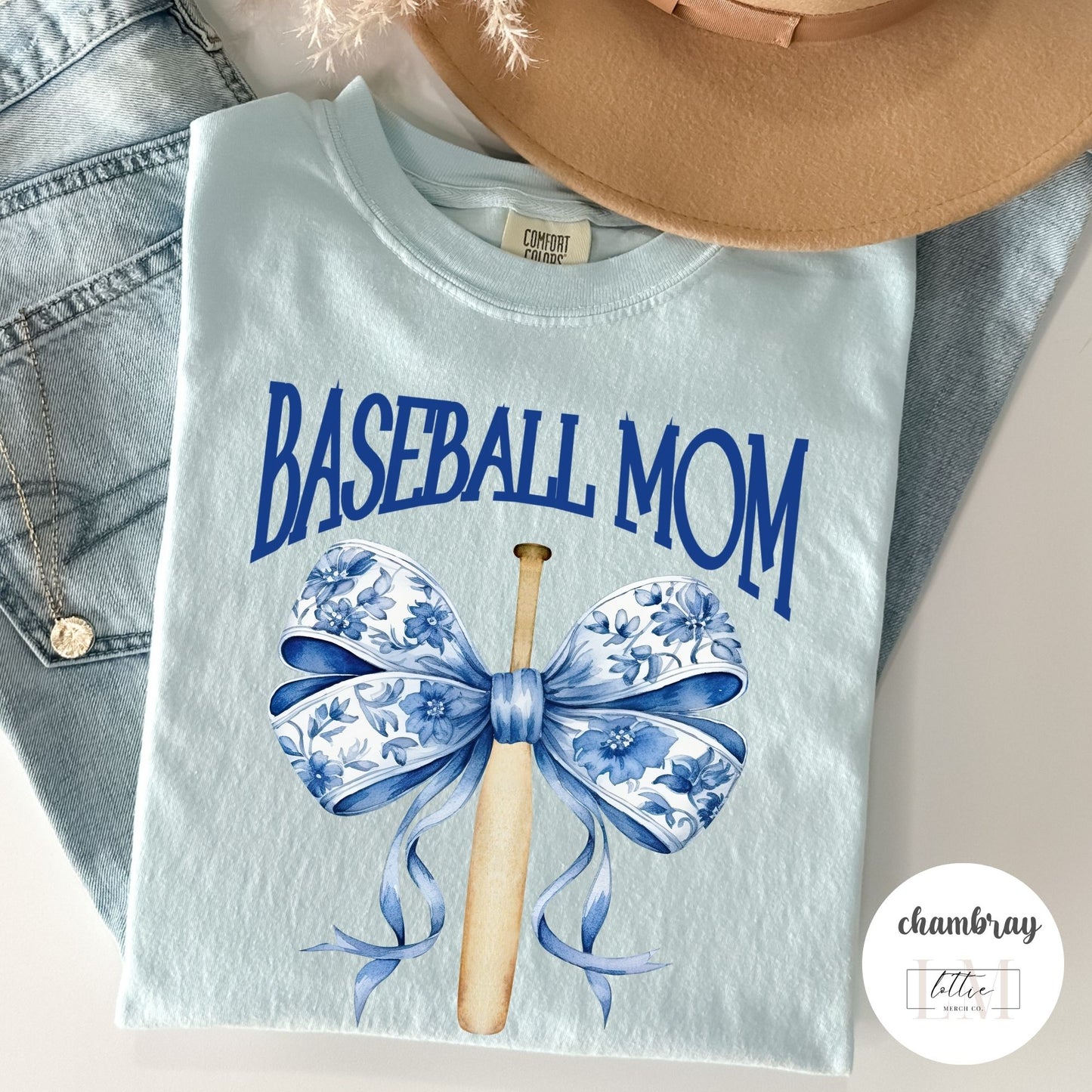 Toile Baseball Bat Mom Bow T-Shirt