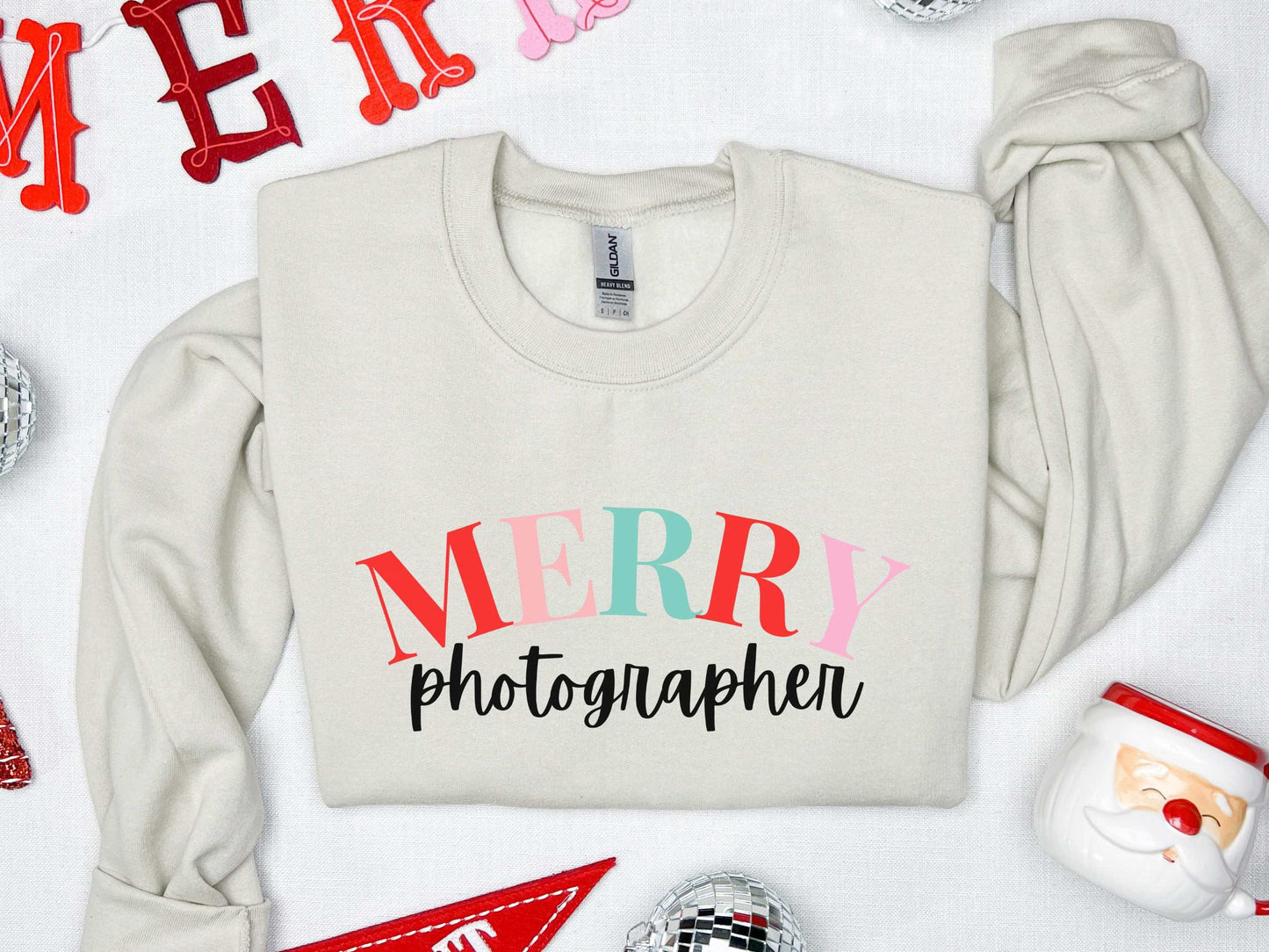 Photographer Shirt, Merry Photographer T Shirt for Photographer Gift, Christmas Photographer shirt for Women, Funny Photog Christmas Tee