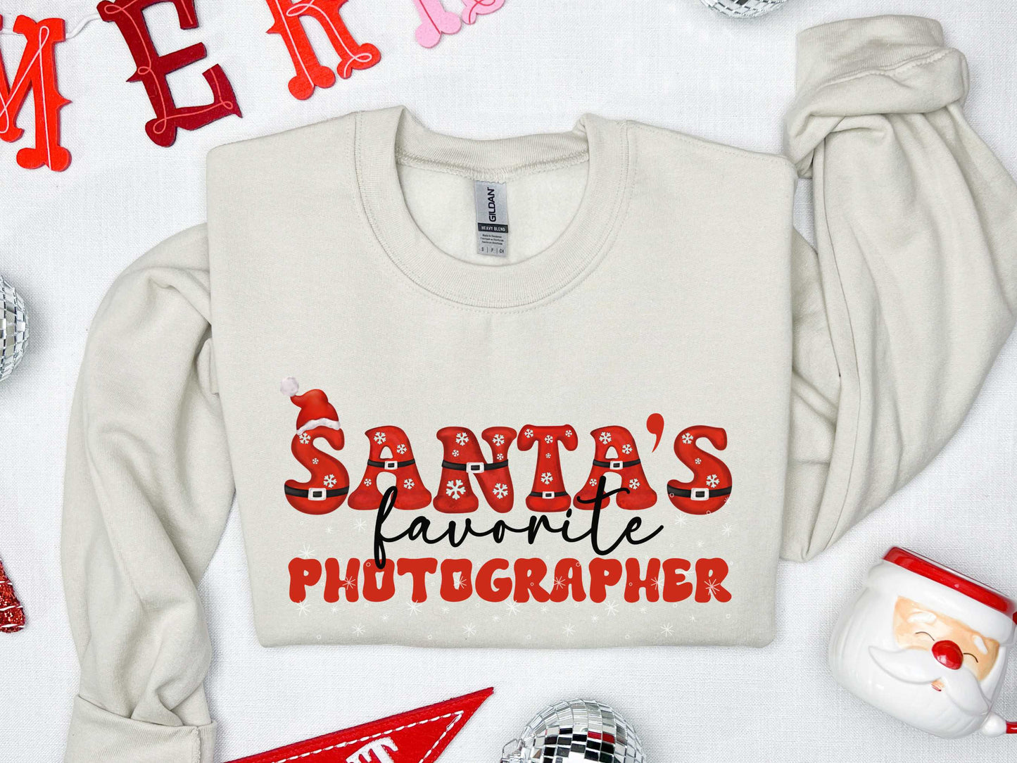 Photographer Shirt, Merry Photographer T Shirt for Photographer Gift, Christmas Photographer shirt for Women, Funny Photog Christmas Tee